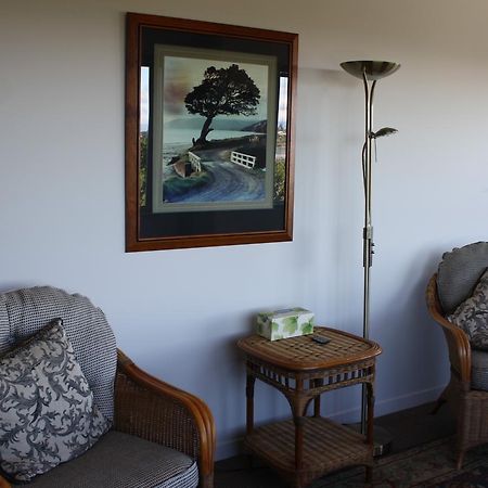 Top Of The Town Bed & Breakfast ตาอูรังกา ภายนอก รูปภาพ